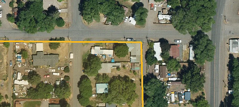 9-Space Mobile Home & RV Park