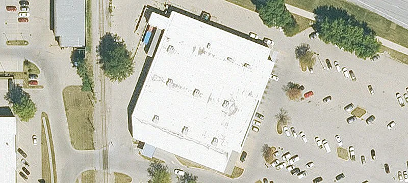 NNN Retail Building