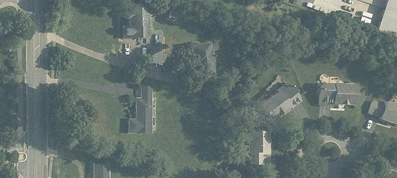 Two-Level Residential Income Property