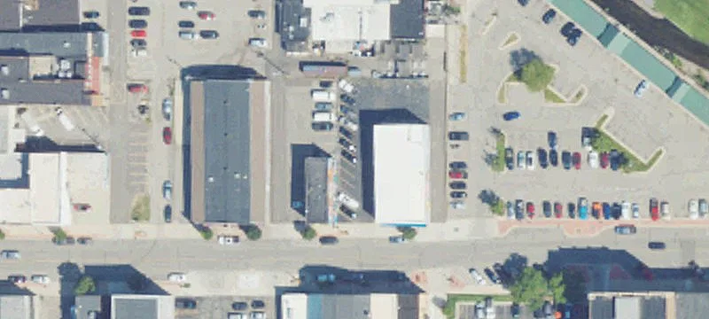 Main-Floor Mixed-Use Space