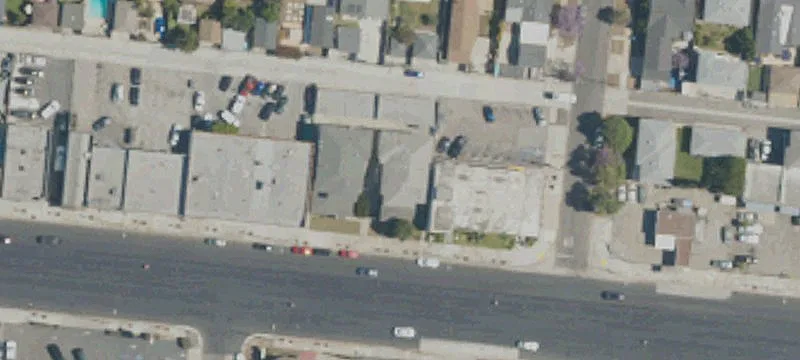 12-Unit Apartment Building