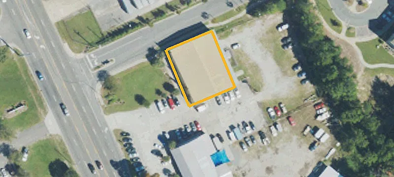 Flex Space With Fenced Yard