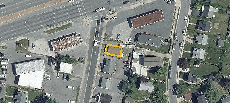 Mixed-Use Property with Live-Work Potential