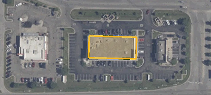 Restaurant Building With Highway Frontage