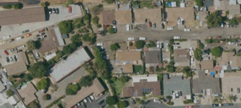 Duplex With Detached Bonus Space