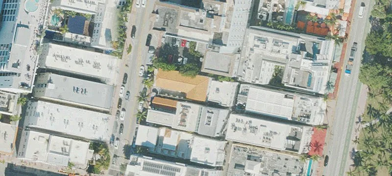 Second-Floor Open Loft Retail Space