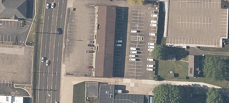 Office/Retail Mixed-Use Space