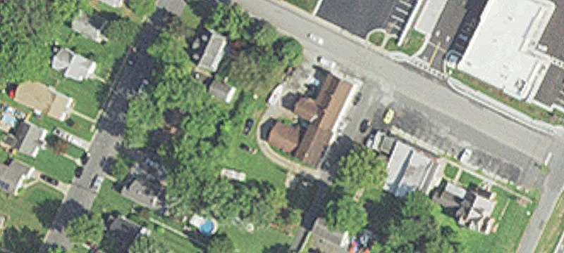 11-Unit Apartment Building with Garage