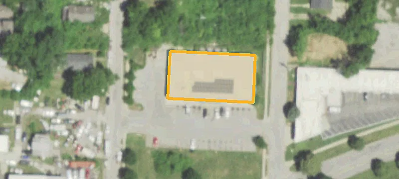 Retail Building on Large Lot