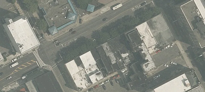 Retail Building with Upper-Floor Space
