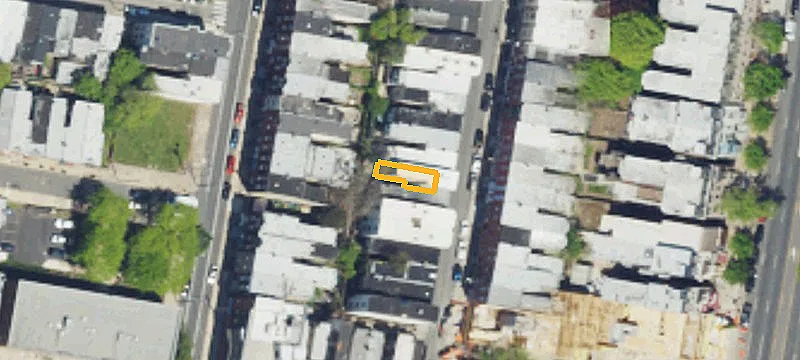 Bi-Level Duplex Near Campus