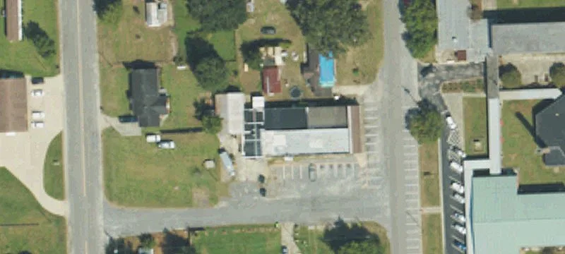 Grocery and Convenience Store Building