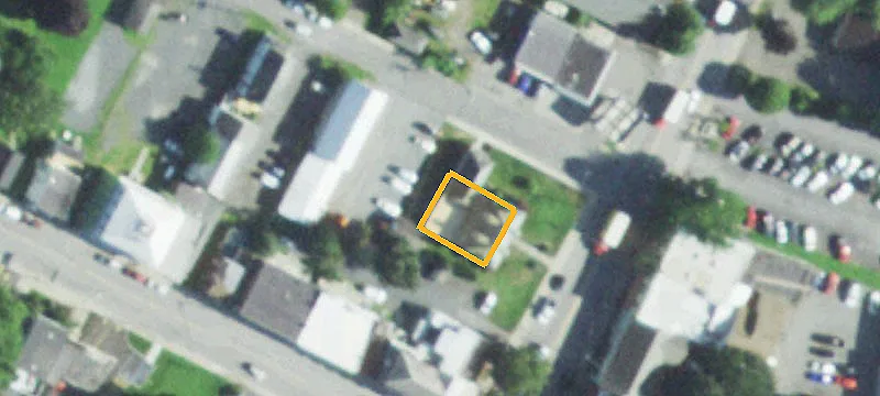 Specialty Property with Detached Garages