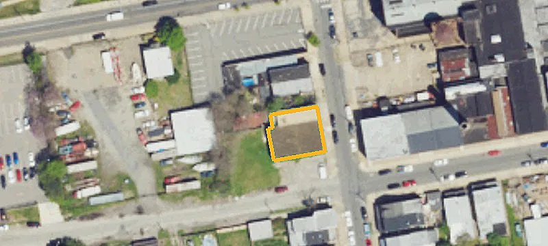 Open-Concept Nightclub Venue