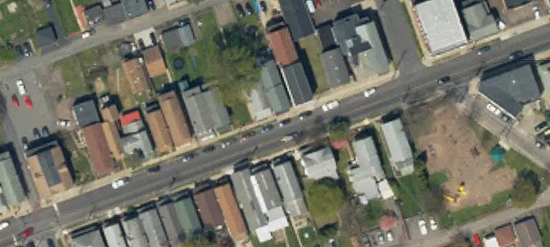 Mixed-Use Property with Apartment