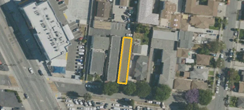10-Unit Apartment Building