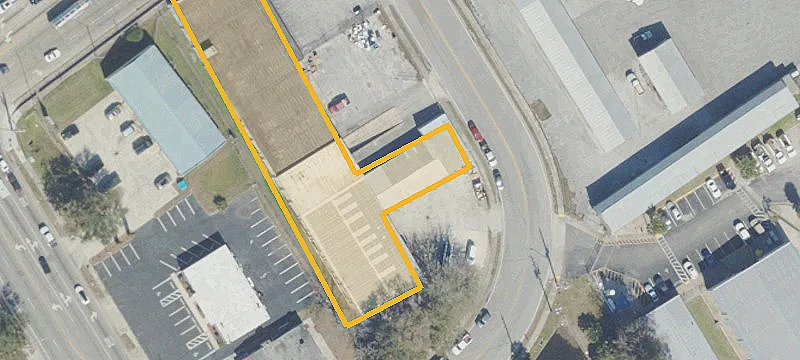 Freestanding Automotive Service Building
