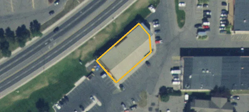 Two-Level Retail Space