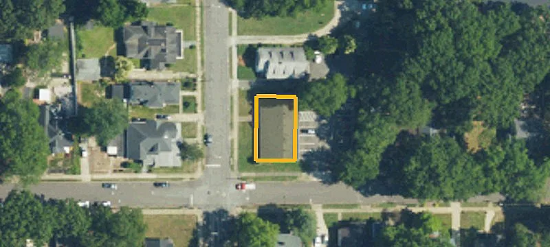 Office Unit with Retail Flexibility