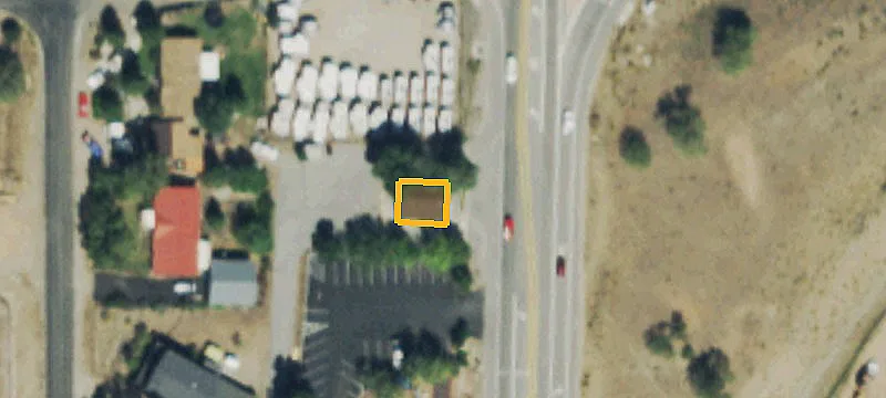 Restaurant Building With Parking