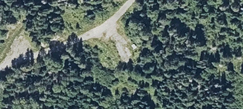 Mixed-Use Property with Living Quarters
