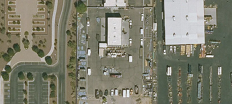 Flex Space with Secured Yard