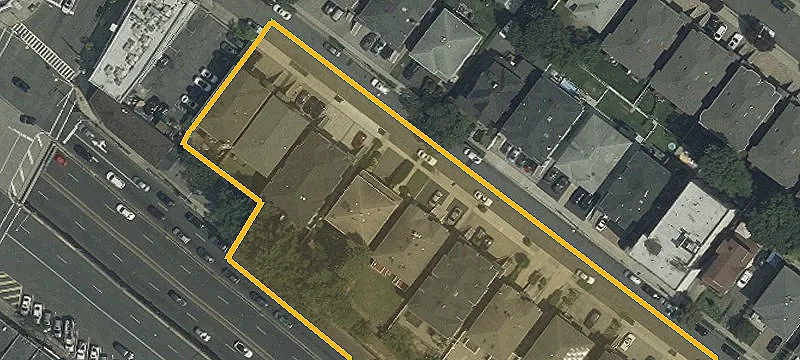 First-Floor Residential Income Unit