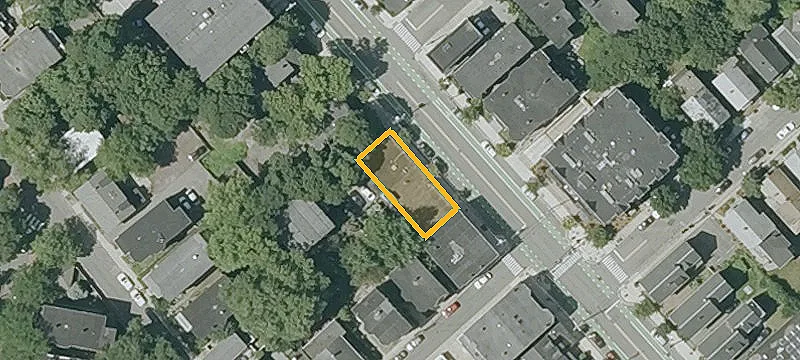 Storefront with Full Basement Storage