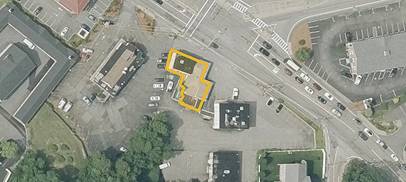 Second-Level Retail Space