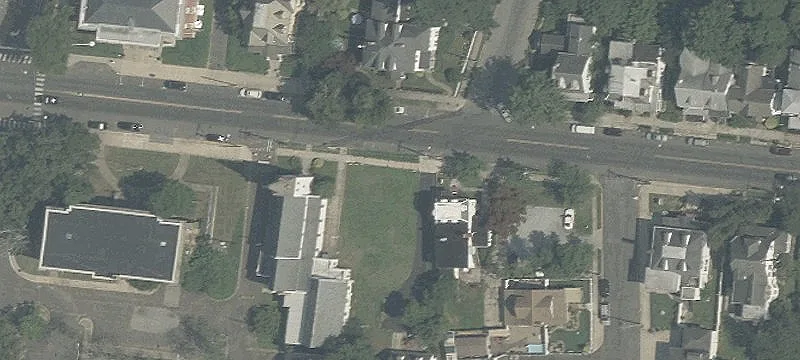 Triplex with Driveway Parking