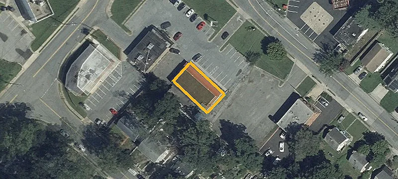 Vacant Single-Level Retail Storefront