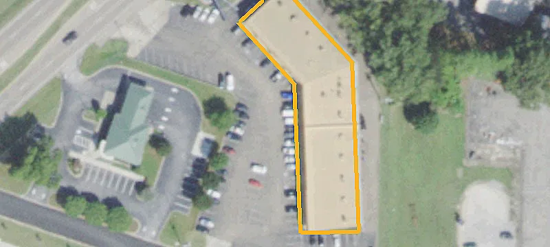 Inline Shopping Center Unit