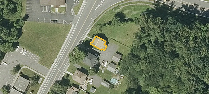 Duplex with Private Yard