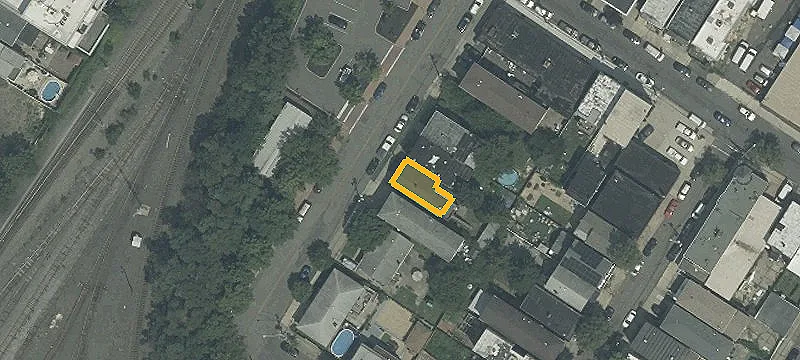 Two-Unit Duplex with Storage