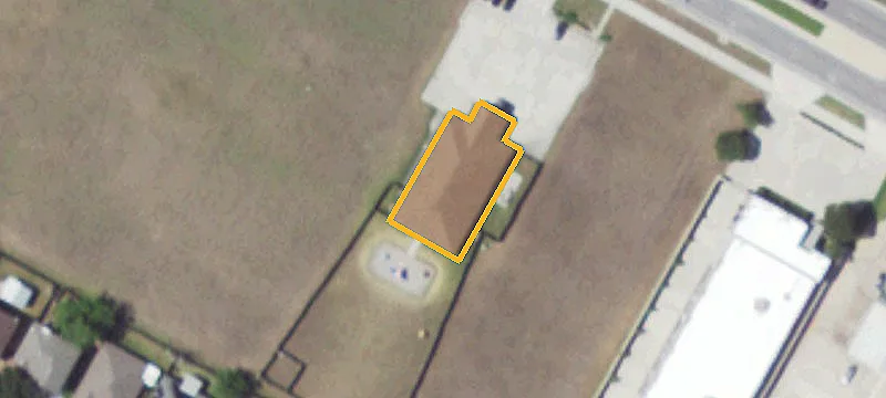Vacant Commercial Land