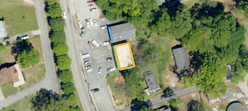 Restaurant with Real Estate