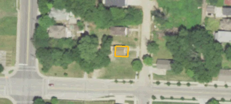 Renovated Duplex With Separate Utilities