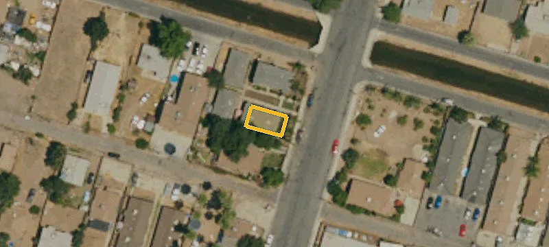10-Unit Apartment Building