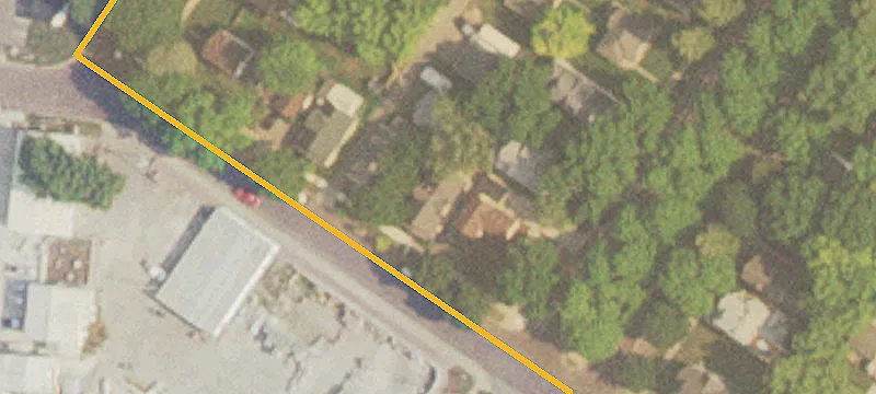 Up-and-Down Duplex with Parking