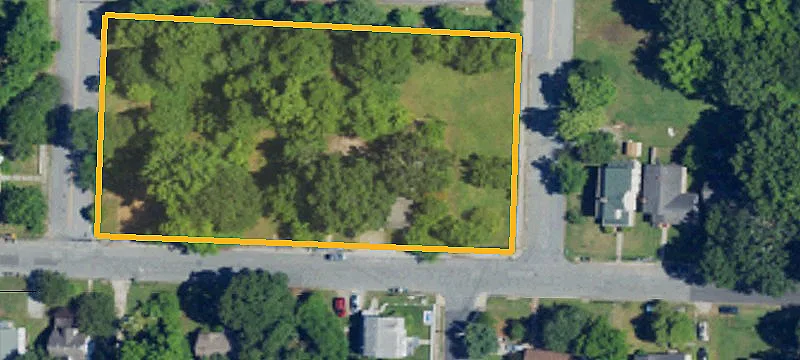 Two-Unit Duplex Near UNCG