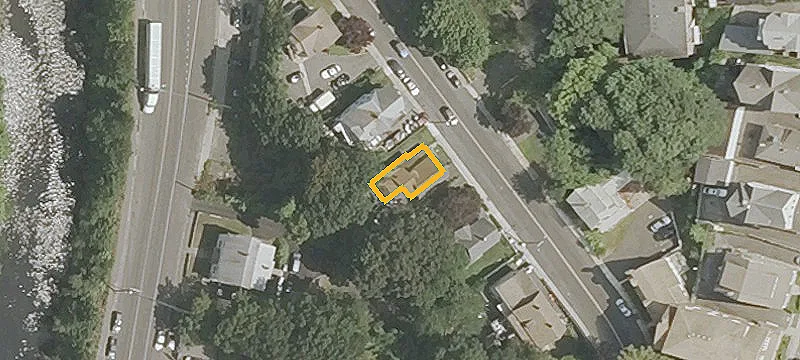 Renovated Duplex with Finished Basement