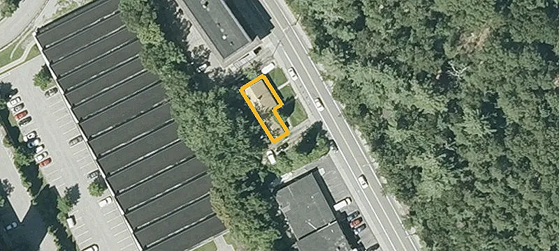 Renovated Duplex with Spacious Yard