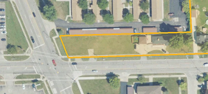 Commercial Land at Corner Intersection