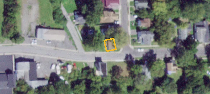 Six-Bedroom Duplex