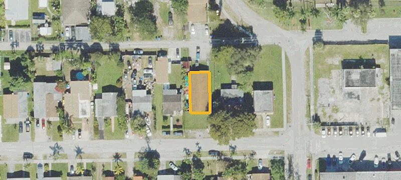 Duplex with Open Parking