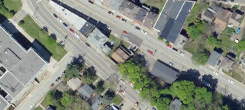 Flex Building With Off-Street Parking