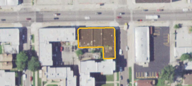 34-Unit Brick Apartment Building