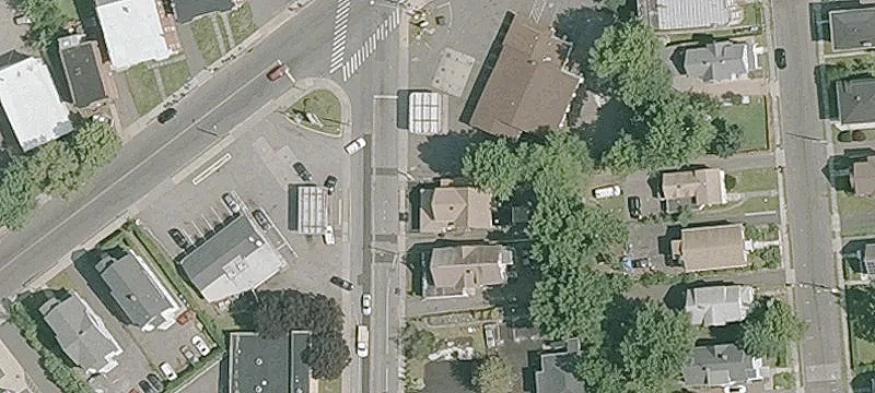Mixed-Use Property with Covered Patio