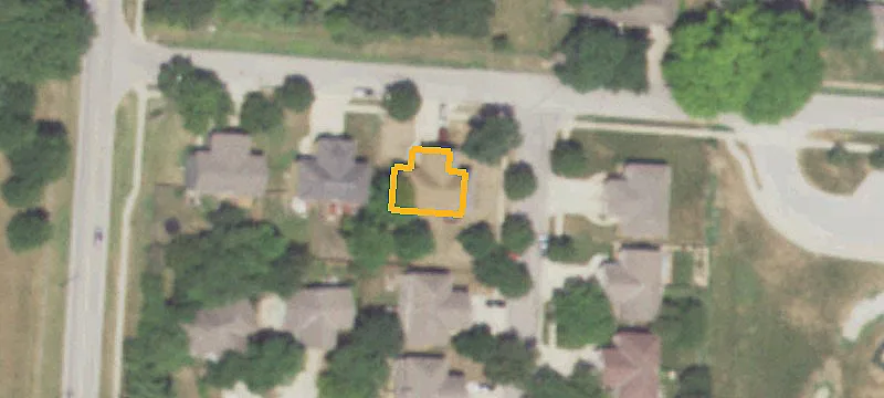 Updated Duplex with Garage Parking