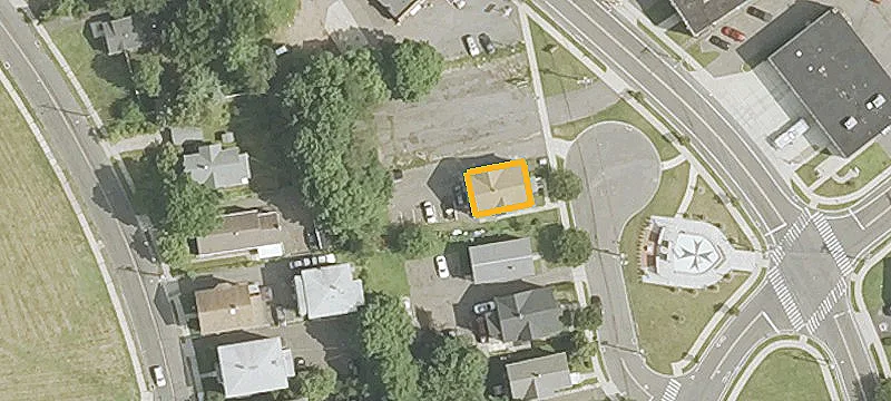 Triplex with Private Backyard